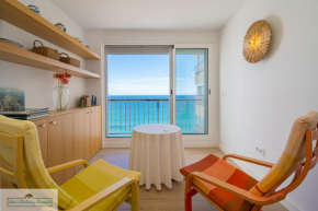 Brend new beach Apartment 3 bed 2 bath Play Camp